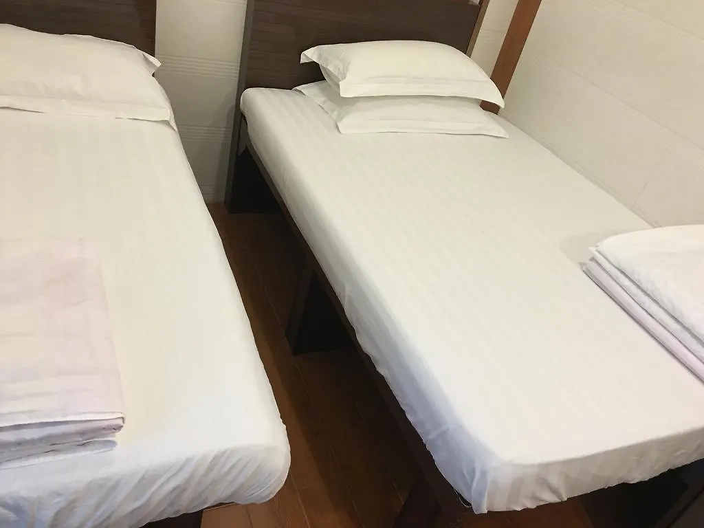 香港和平旅店酒店 0*, 香港